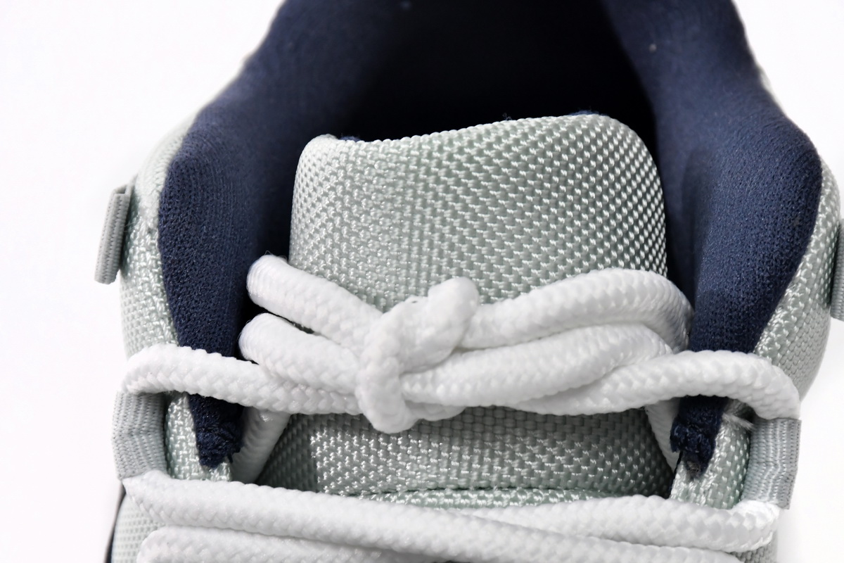Air Jordan 11 Retro Low Georgetown 528895-007