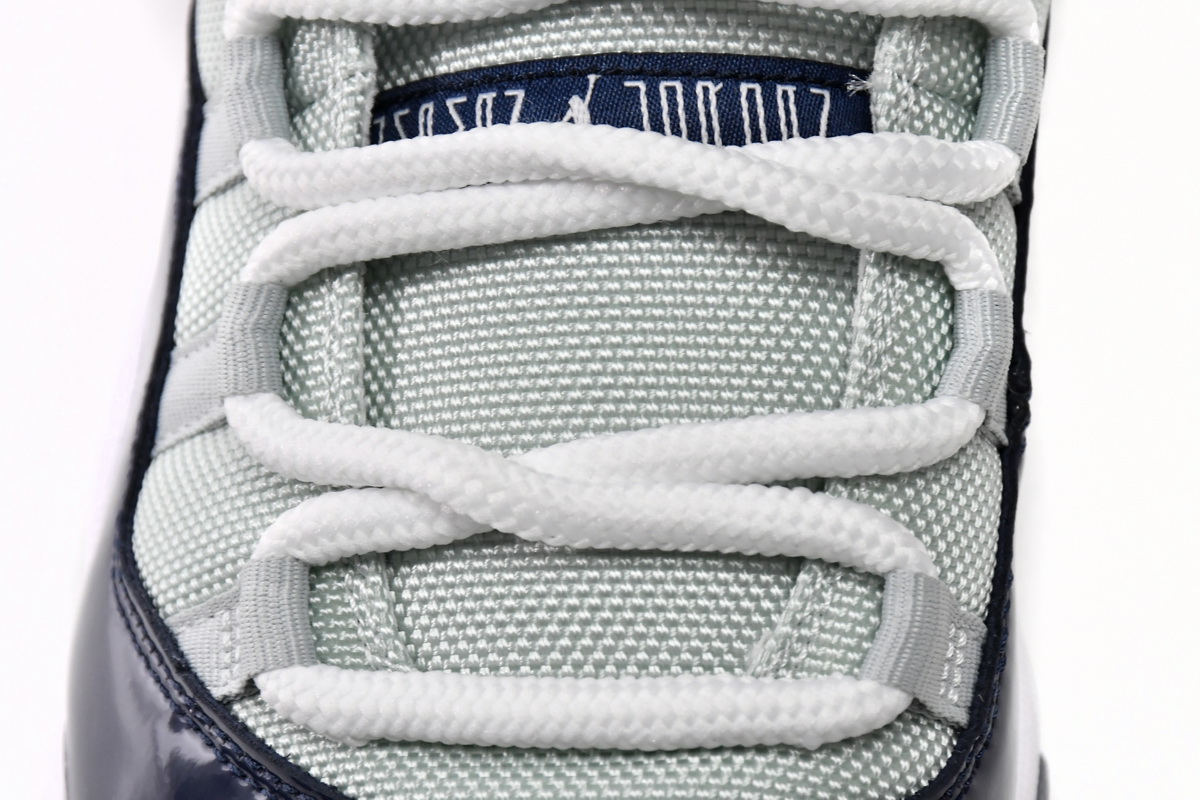 Air Jordan 11 Retro Low Georgetown 528895-007