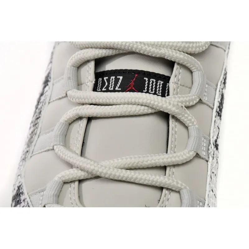 Air Jordan 11 Retro Low Snake Light Bone CD6846-002