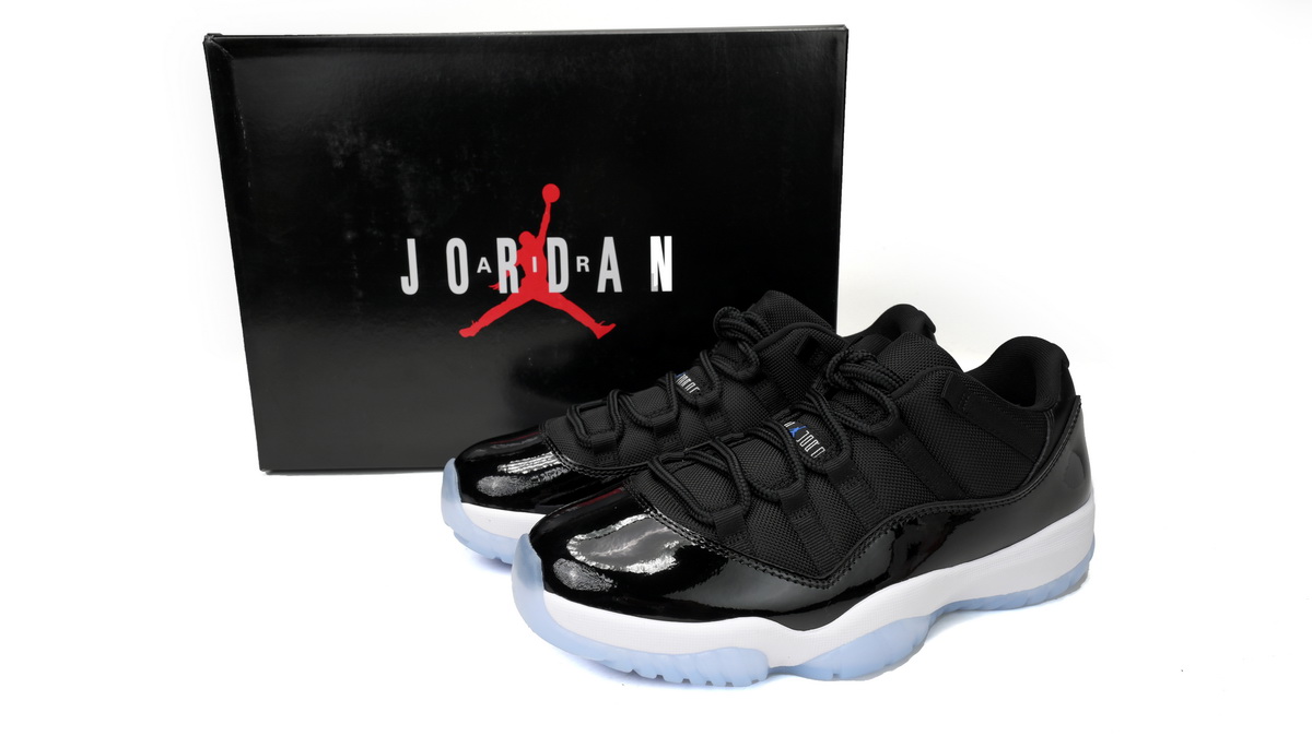 Air Jordan 11 Retro Low Space Jam FV5104-004