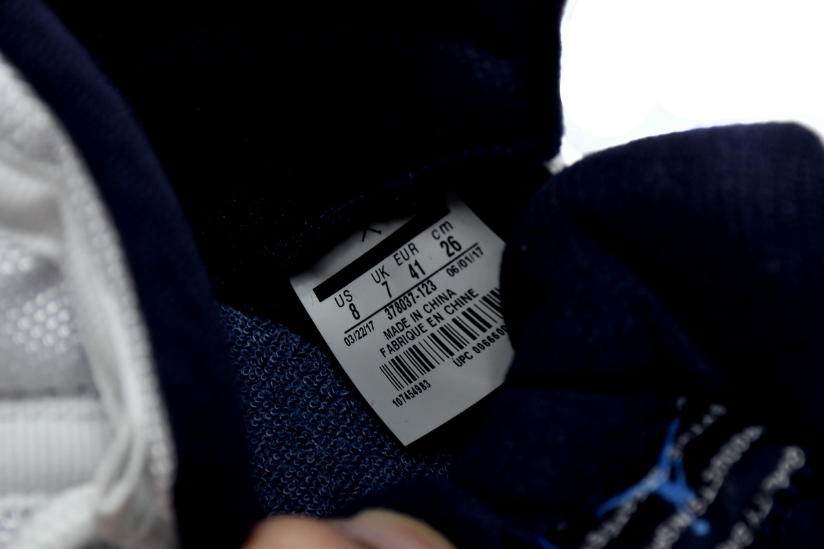 Air Jordan 11 Retro UNC Win Like 82 378037-123