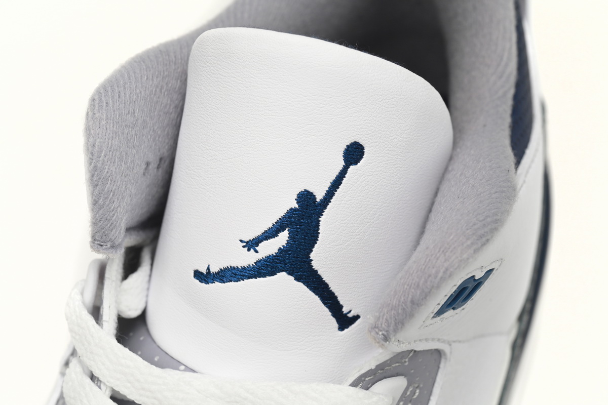 Air Jordan 3 Retro Midnight Navy CT8532-140