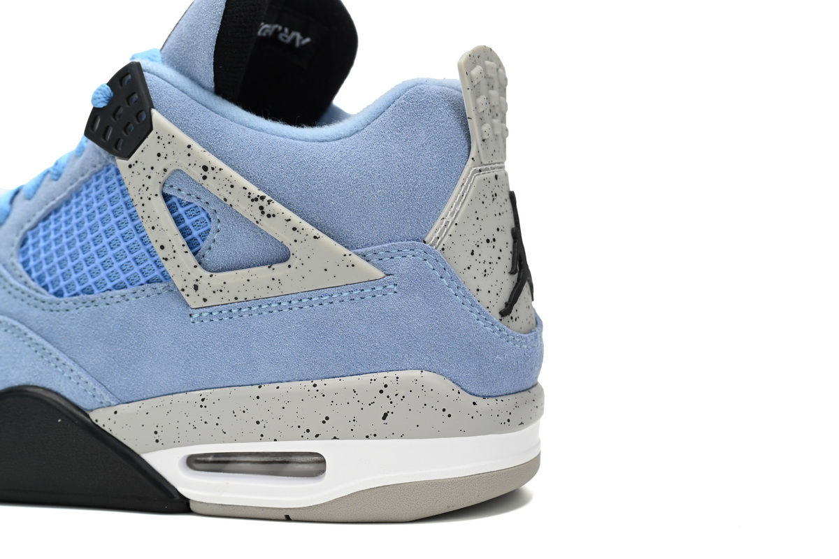 Air Jordan 4 Retro University Blue  CT8527-400