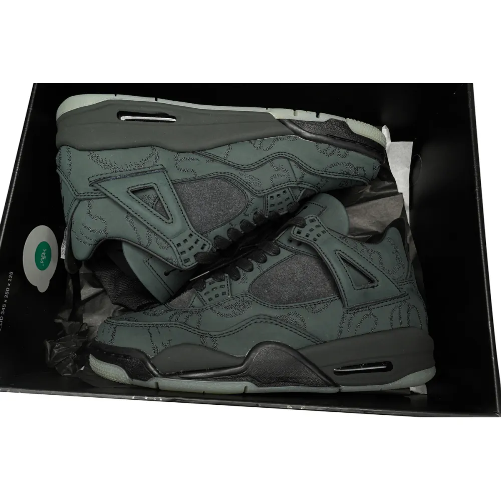 Jordan 4 Retro Kaws Black 930155-001