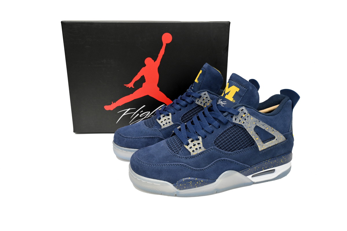 Jordan 4 Retro Michigan (PE) 1036660