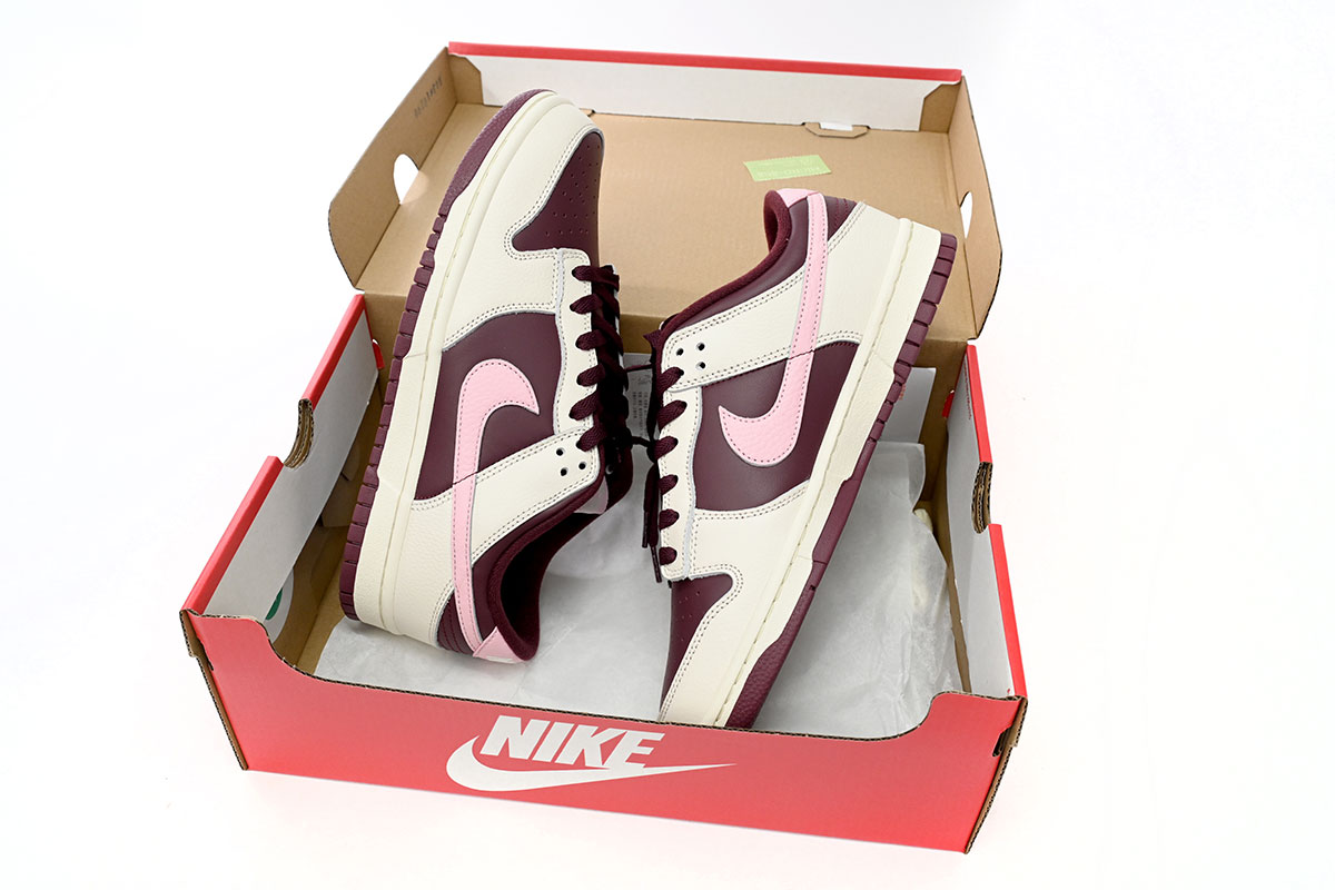 Nike Dunk Low Retro PRM Valentine's Day (2023) DR9705-100