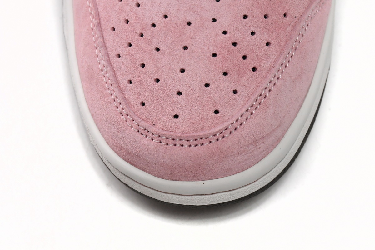 Nike SB Dunk Low AE86 Pink DD1391-105