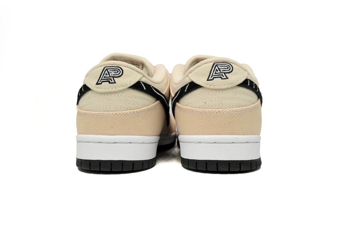 Nike SB Dunk Low Albino & Preto FD2627-200