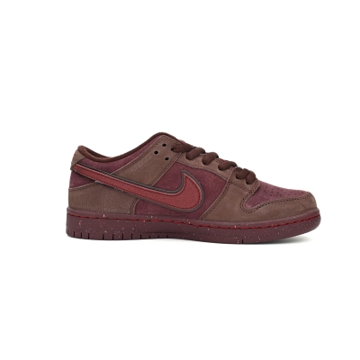 Nike SB Dunk Low City Of Love Burgundy Crush FN0619-600 02