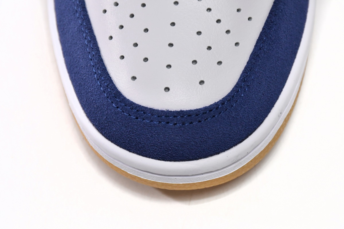 Nike SB Dunk Low Los Angeles Dodgers DO9395-400