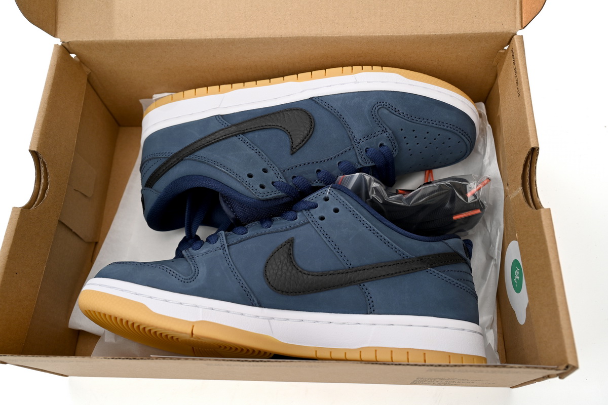 Nike SB Dunk Low Navy Black Gum CW7463-401