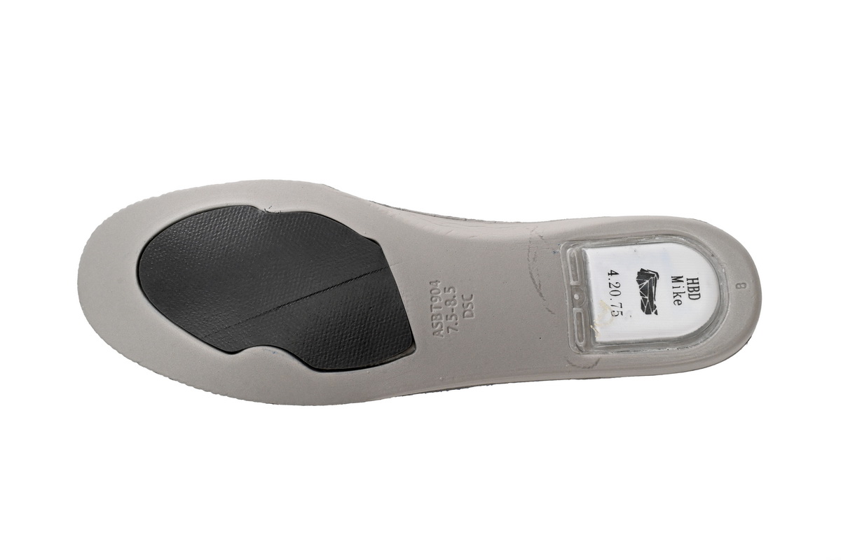 Nike SB Dunk Low Run The Jewels DO9404-400