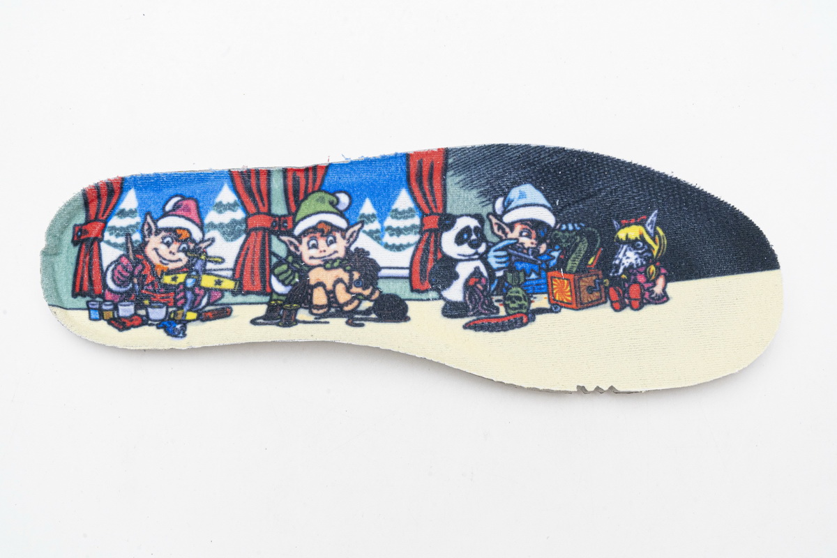 Nike SB Dunk Low Sean Cliver DC9936-100