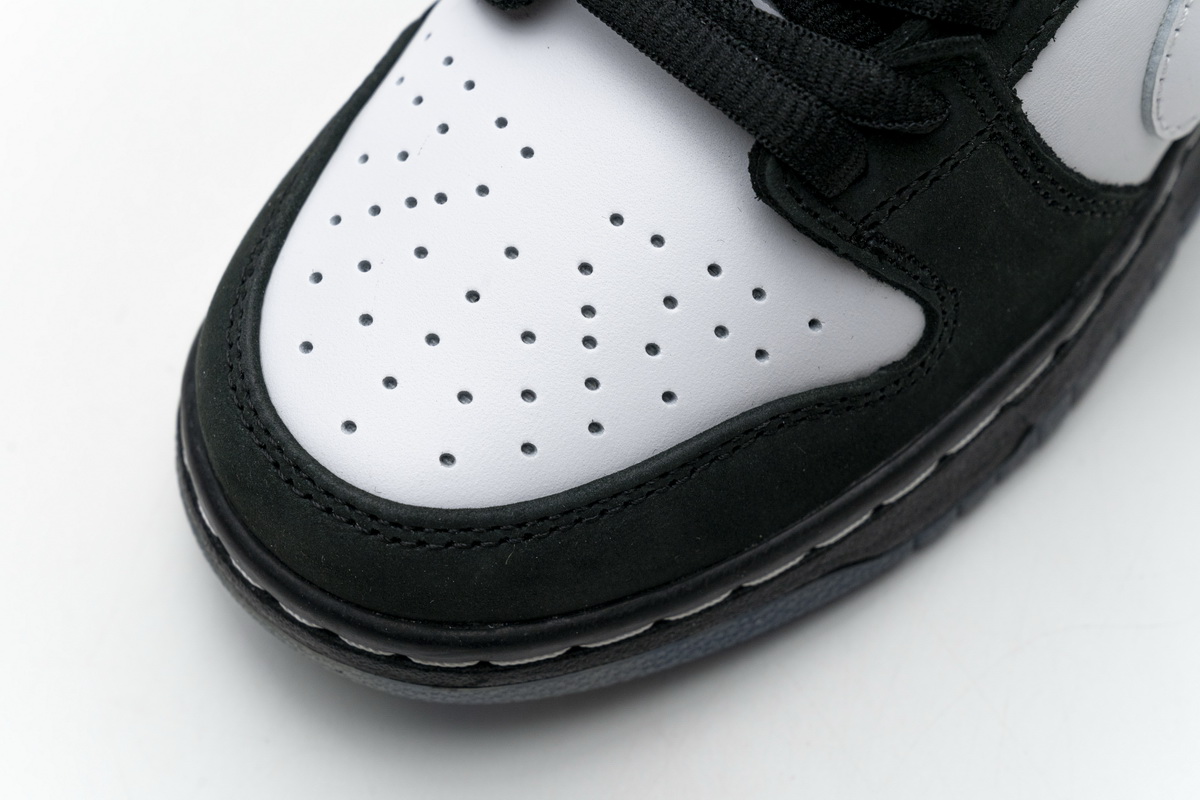 Nike SB Dunk Low Staple Panda Pigeon BV1310-013