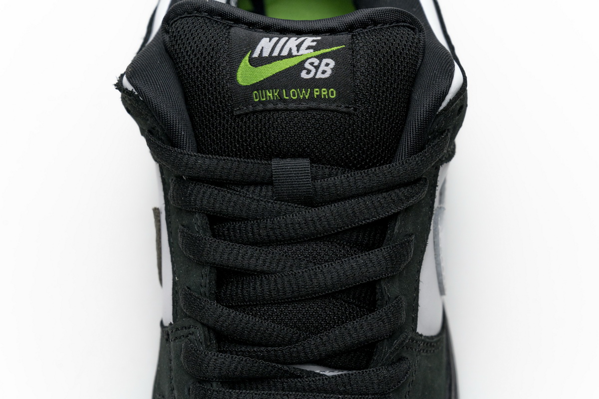 Nike SB Dunk Low Staple Panda Pigeon BV1310-013