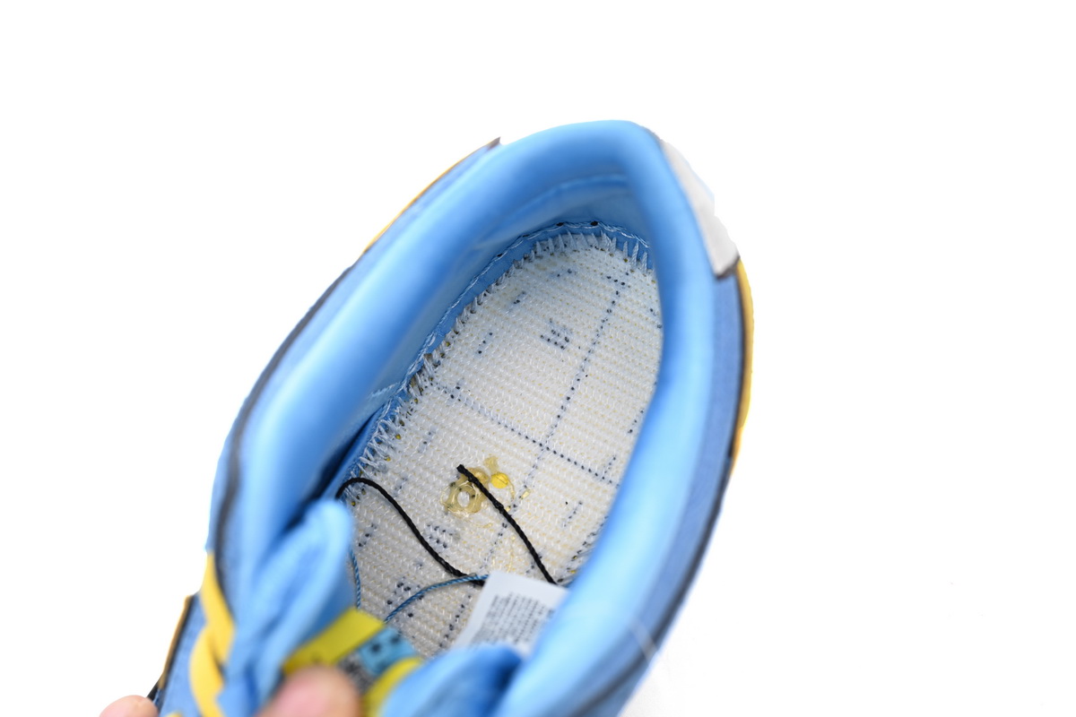 Nike SB Dunk Low The Powerpuff Girls Bubbles FZ8320-400