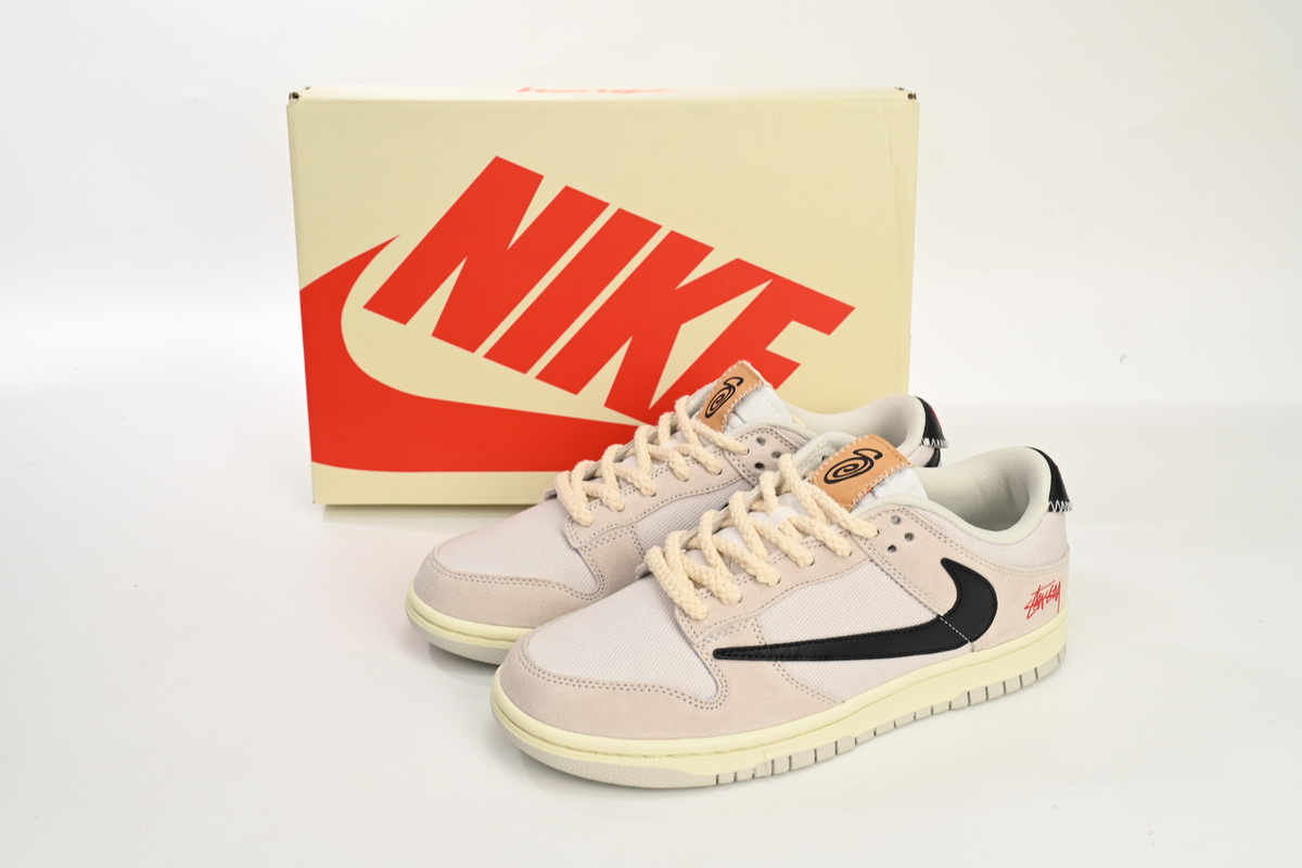Stussy x Nike SB Dunk Low Stussy DD9776-068