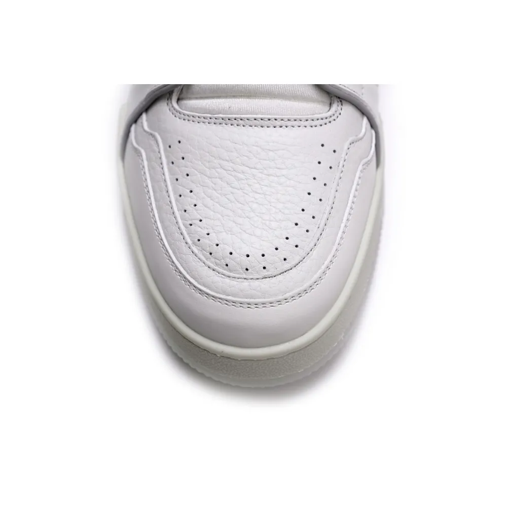  Louis Vuitton Trainer White Litchi Pattern  FD0221