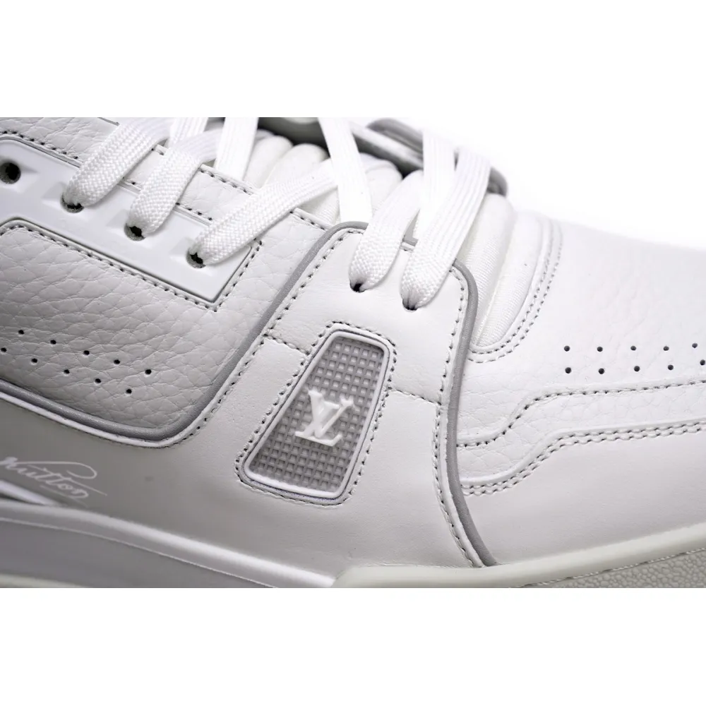  Louis Vuitton Trainer White Litchi Pattern  FD0221