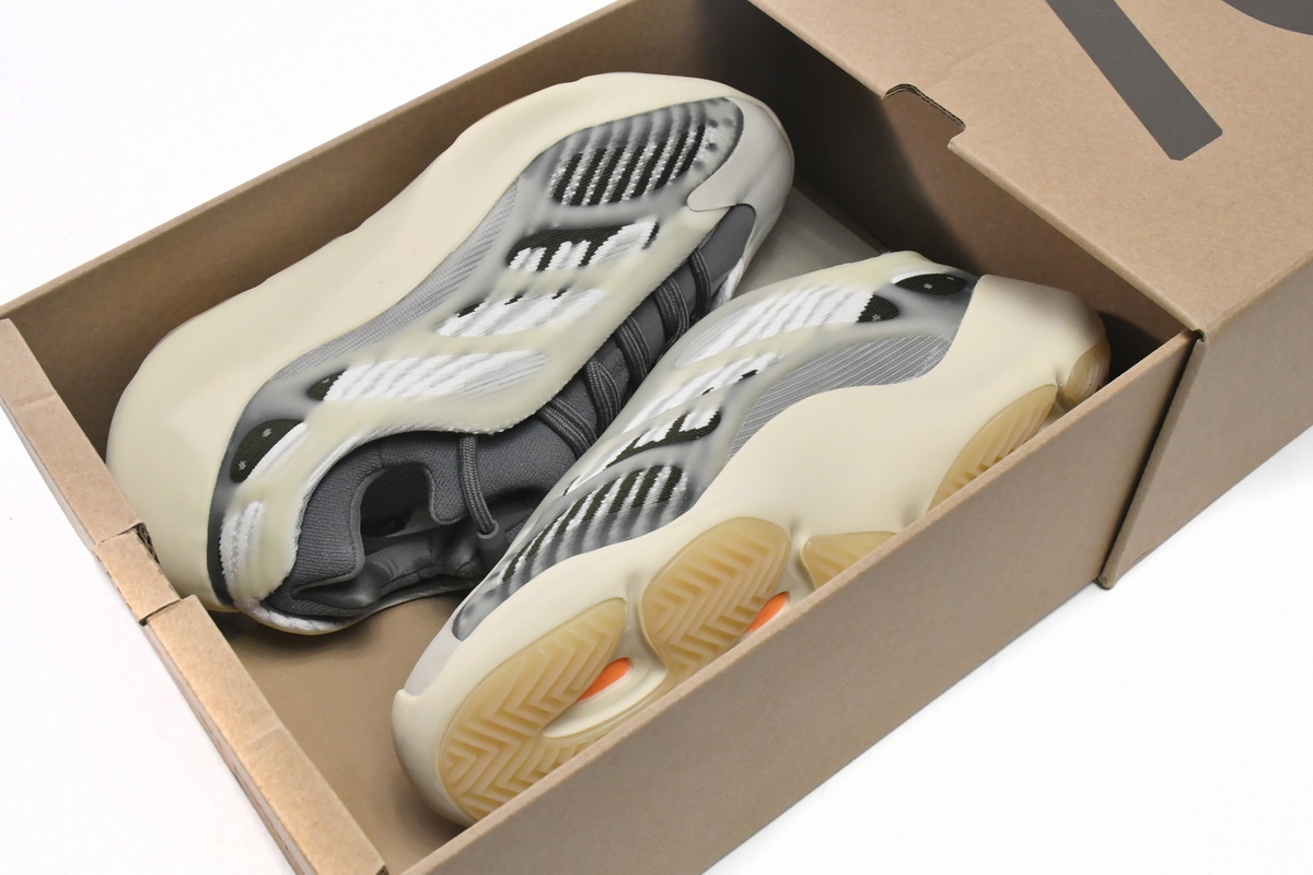 Ad*s yeezy 700 v3 fade salt id1674