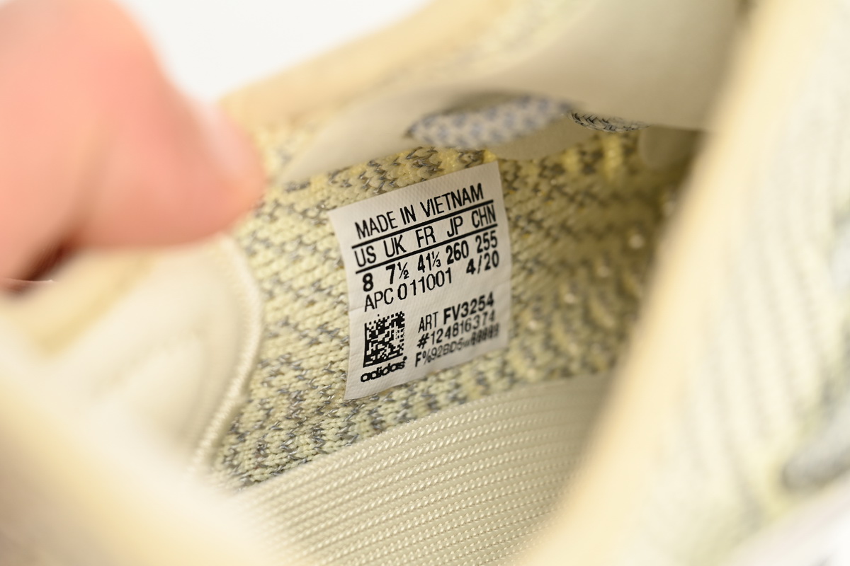 Adidas Yeezy Boost 350 V2 Lundmark (Reflective) FV3254