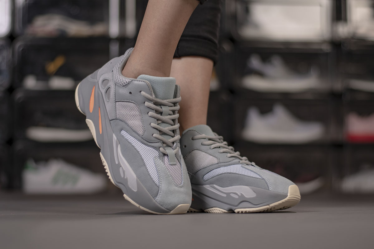 Ad*s yeezy boost 700 inertia  eg7597