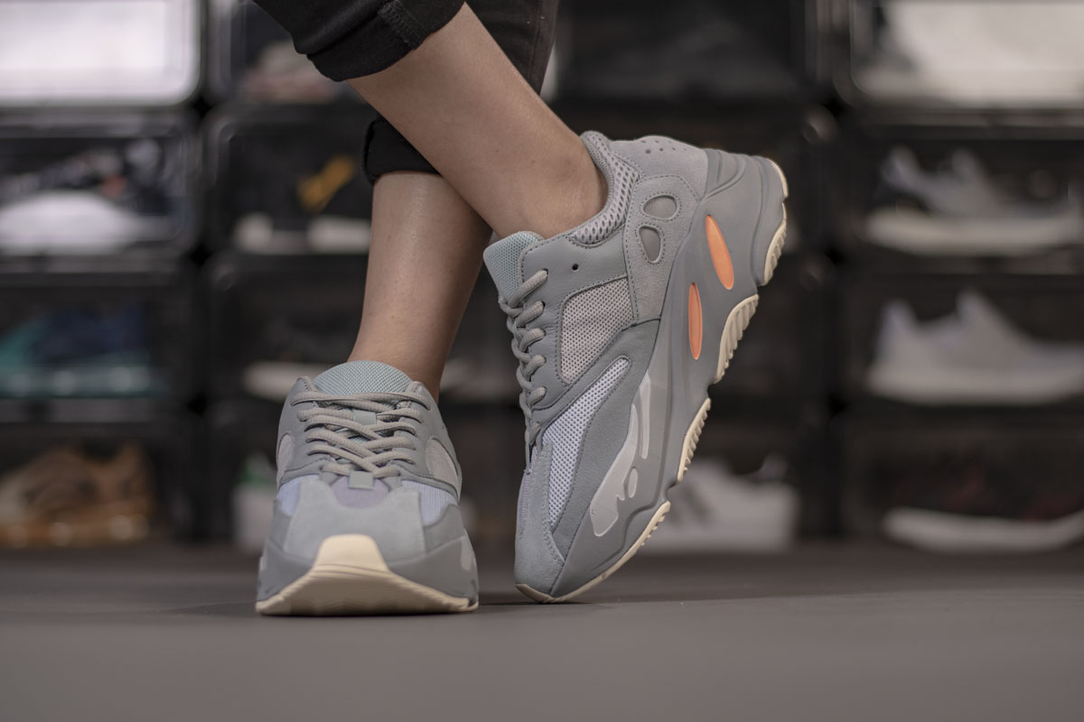 Ad*s yeezy boost 700 inertia  eg7597