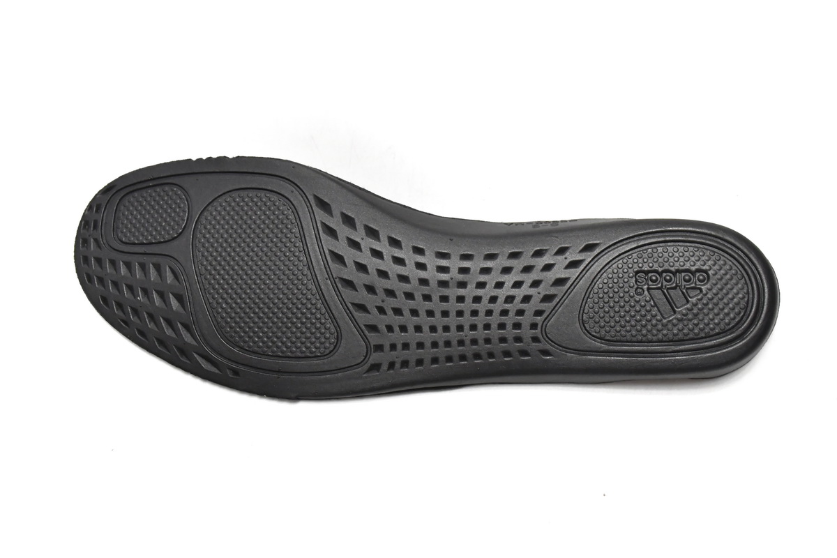 Adidas Yeezy Boost 700 MNVN Triple Black FV4440