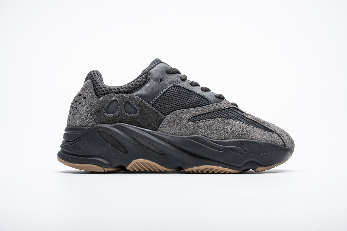 Adidas Yeezy Boost 700 Utility Black (2019/2023)  FV5304