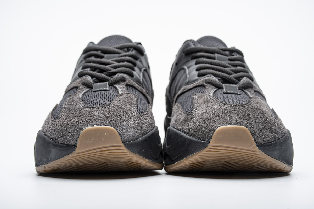 Adidas Yeezy Boost 700 Utility Black (2019/2023)  FV5304