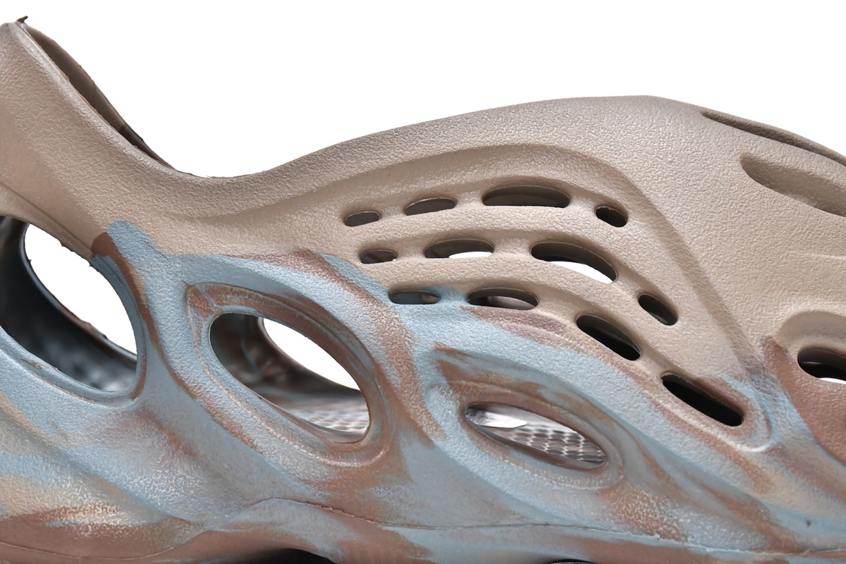 Adidas Yeezy Foam RNNR MX Sand Grey GY3969