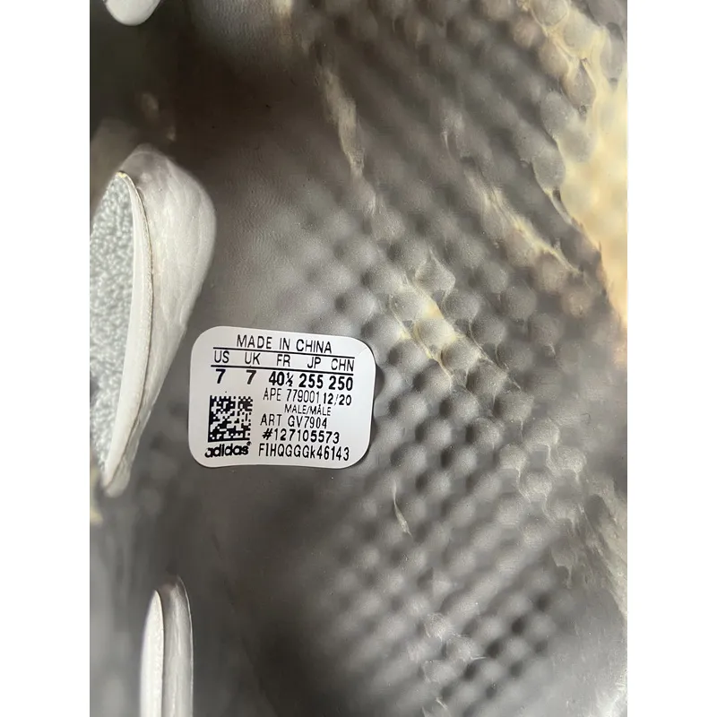 Adidas Yeezy Foam RNNR MXT Moon Gray GV7904