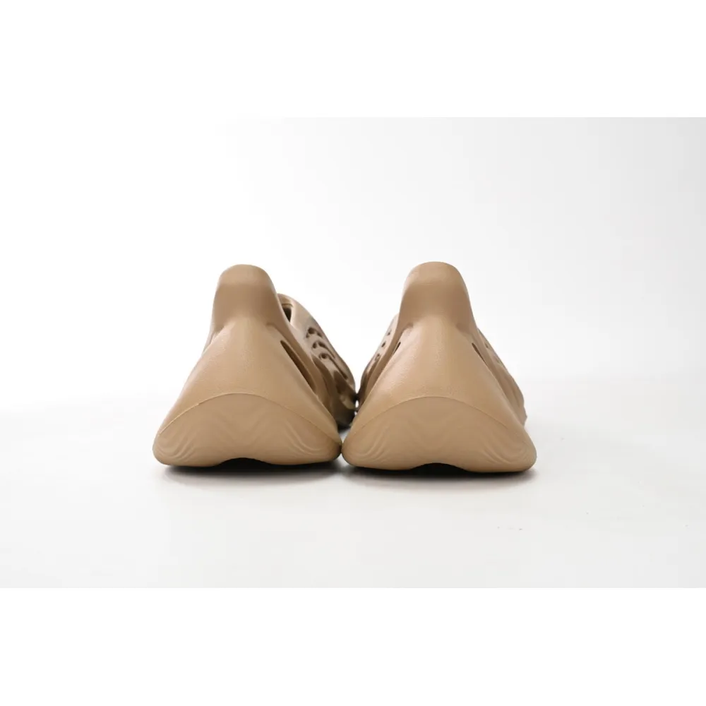 Adidas Yeezy Foam RNR Clay Taupe GV6842