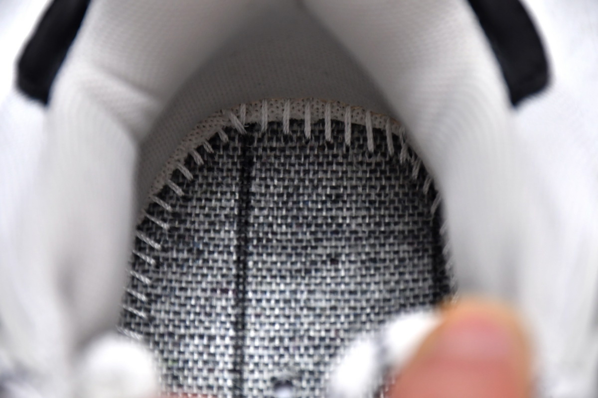 Balenciaga x adidas Triple S White Black 710021W2ZB19112