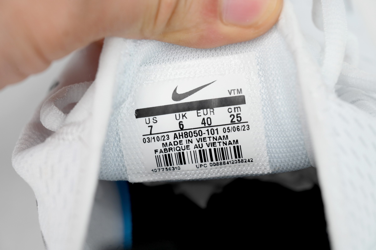 Nike Air Max 270 'Triple White'  AH8050-101