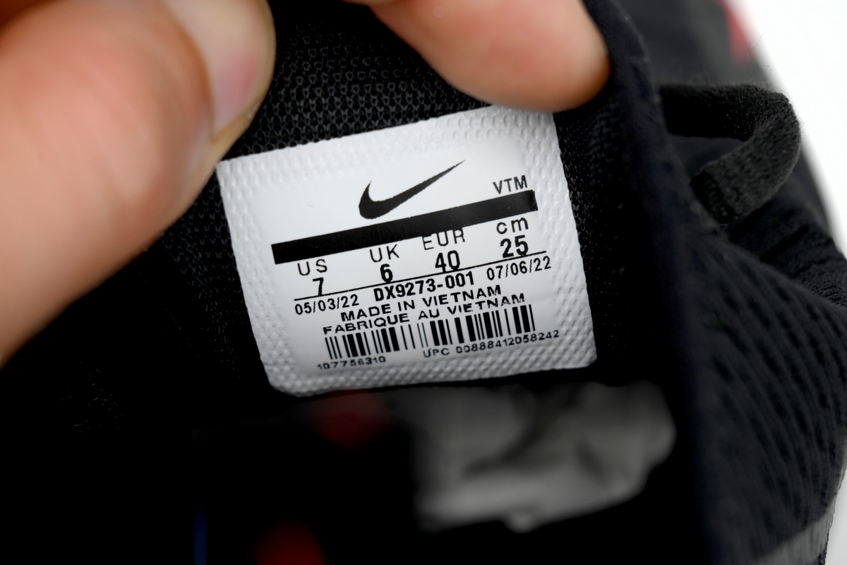 NIKE AIR MAX 270 JUNIOR Black And Red Three Hooks DX9273-001