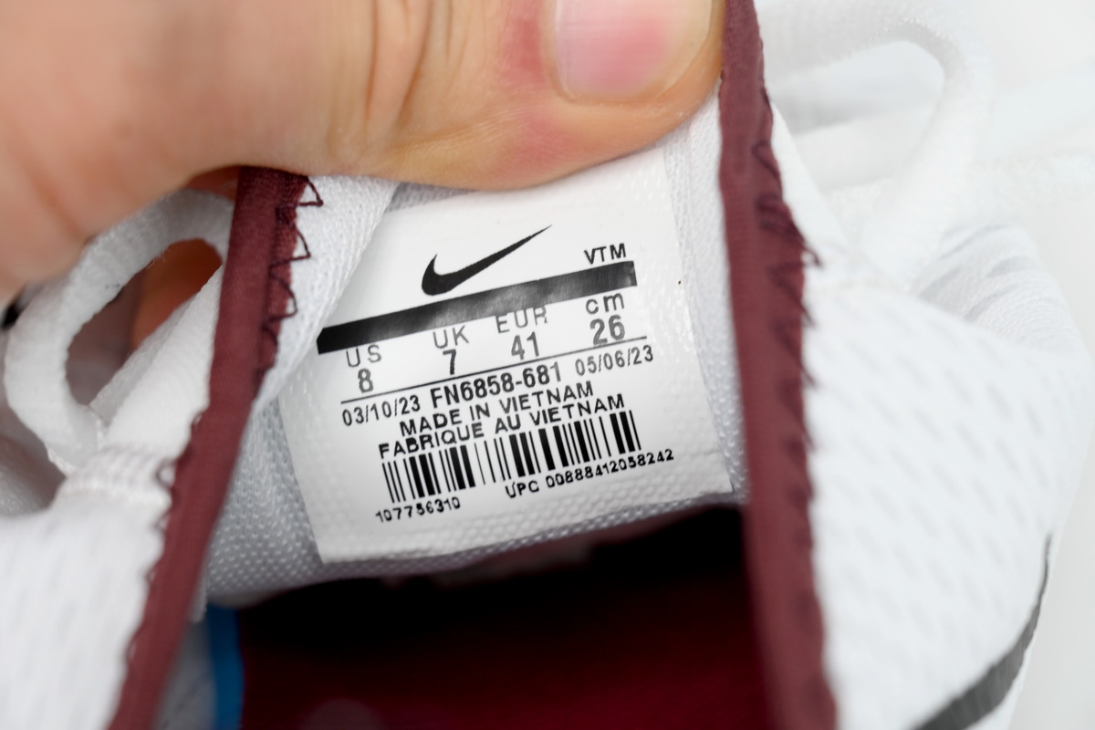Nike Air Max 270 Night Maroon FN6858-681