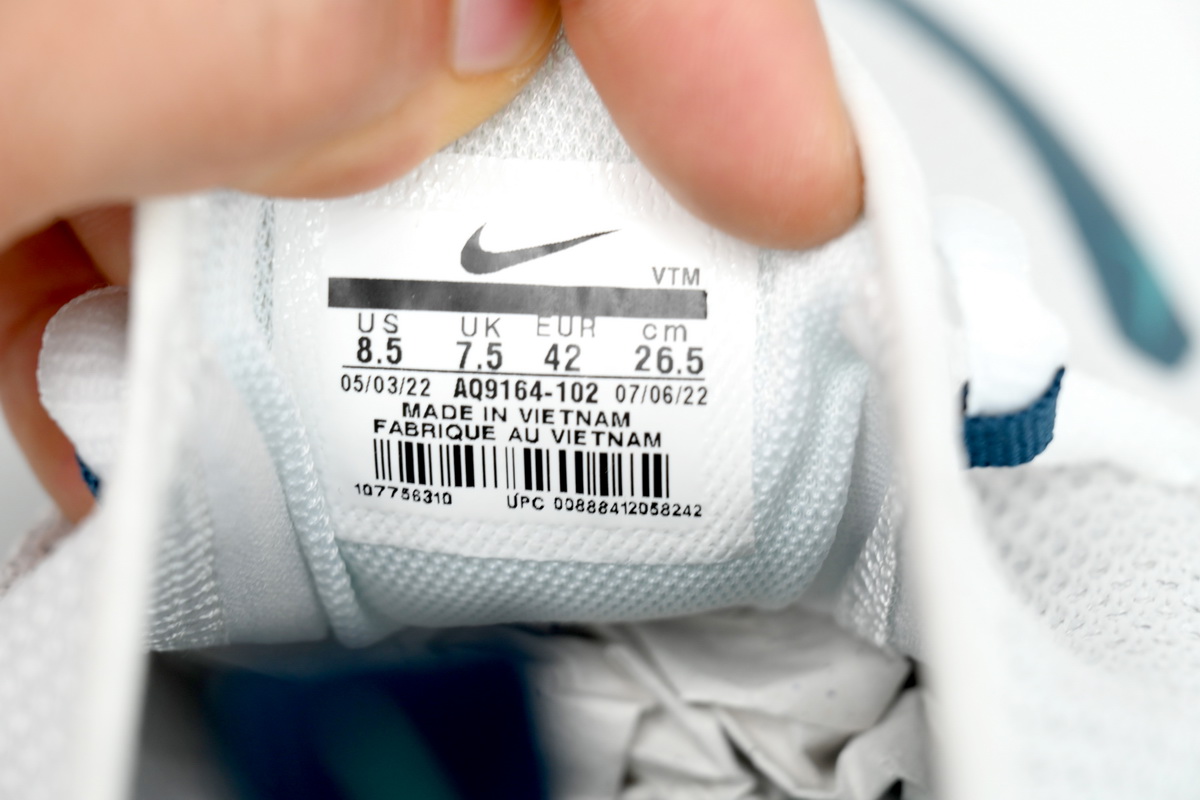 Nike Air Max 270 Spirit Teal  AQ9164-102