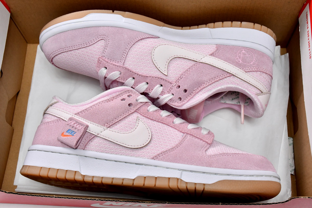 Nike Dunk Low Teddy Bear (Women's) DZ5318-640