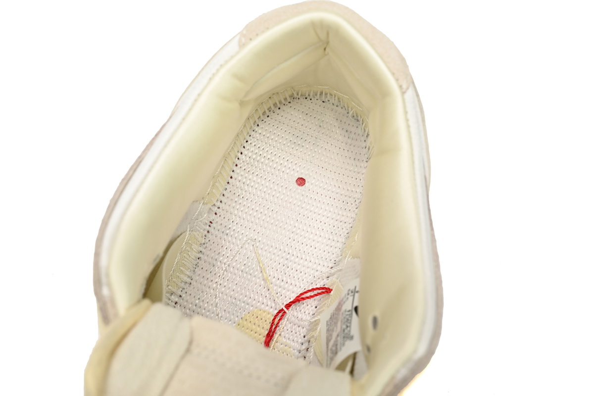 Nike SB Dunk Low City of Love Light Bone FZ5654-100