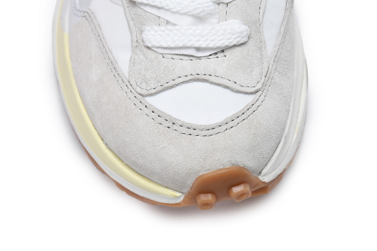 Nike Vaporwaffle sacai Sail Gum DD1875-100