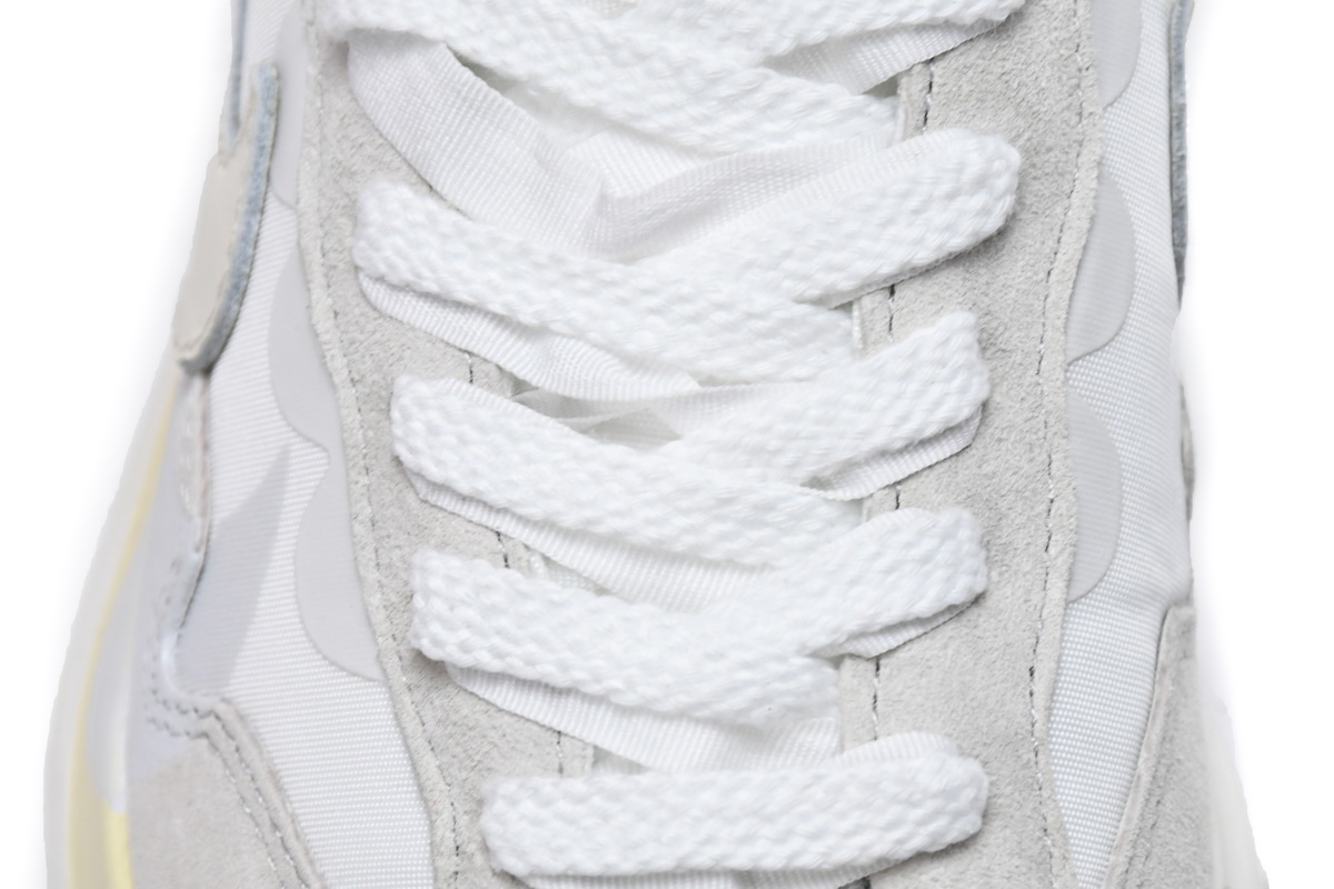 Nike Vaporwaffle sacai Sail Gum DD1875-100