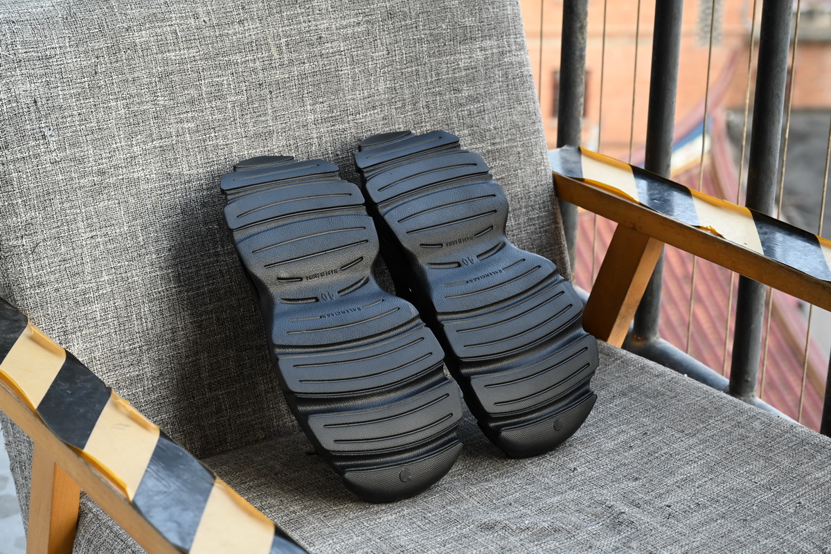  BALENCIAGA Black 702421W3CES1000