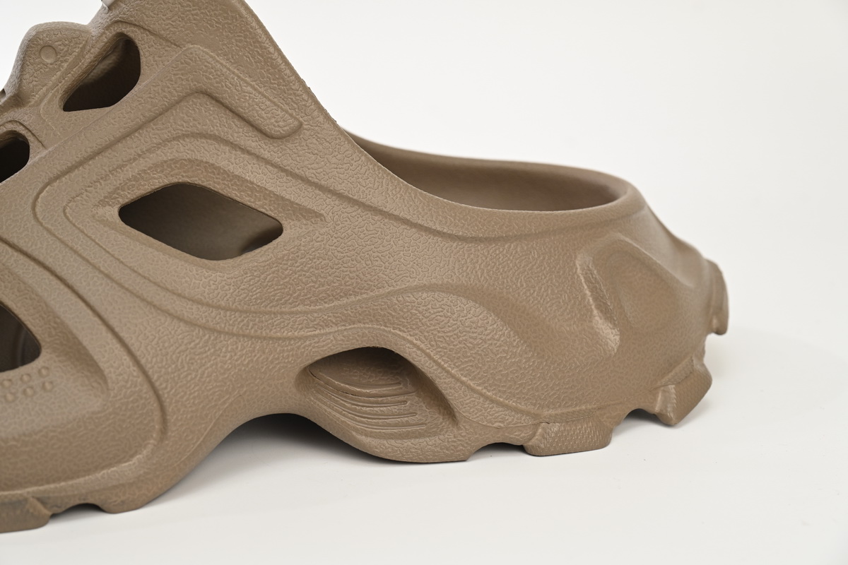  BALENCIAGA Brown 735249 W3CES 2000