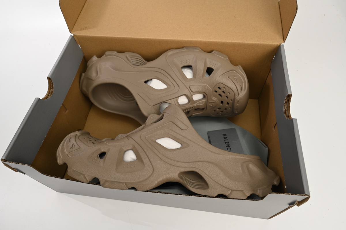  BALENCIAGA Brown 735249 W3CES 2000