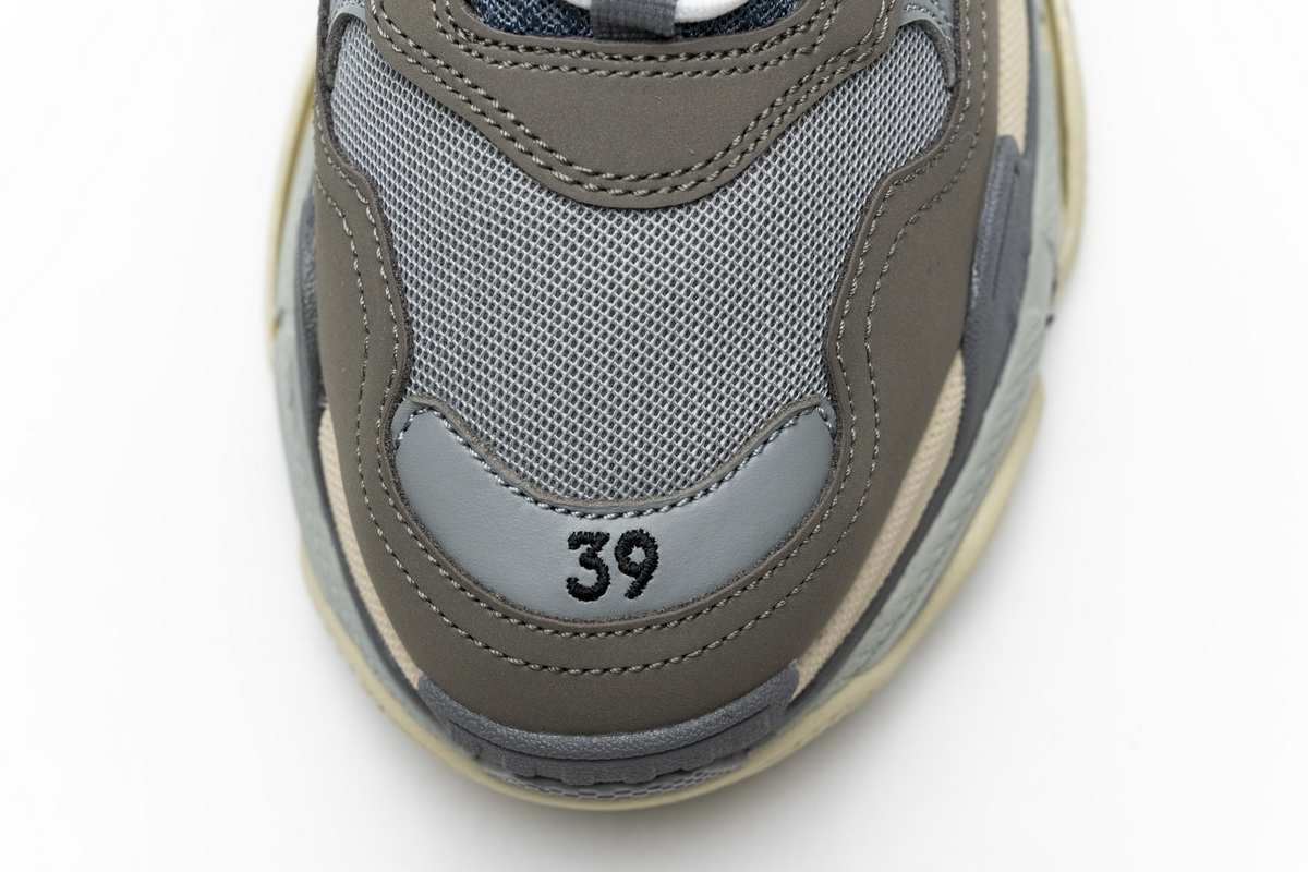  Balenciaga Triple S Grey 483513 W06E1 1259