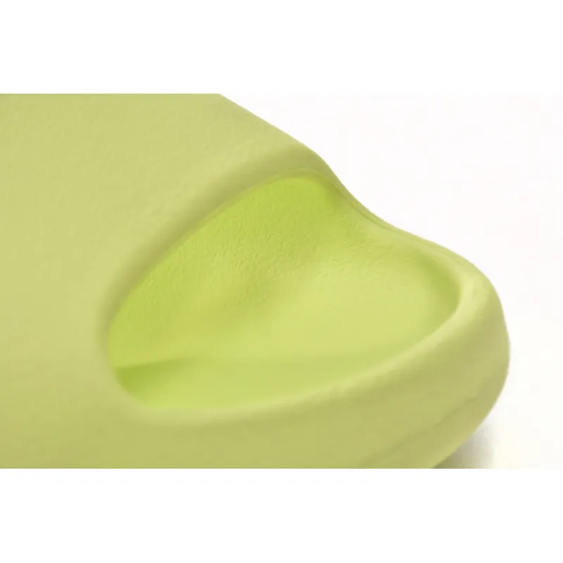 Adidas Yeezy Slide Glow Green (2022/2023 Restock)  HQ6447