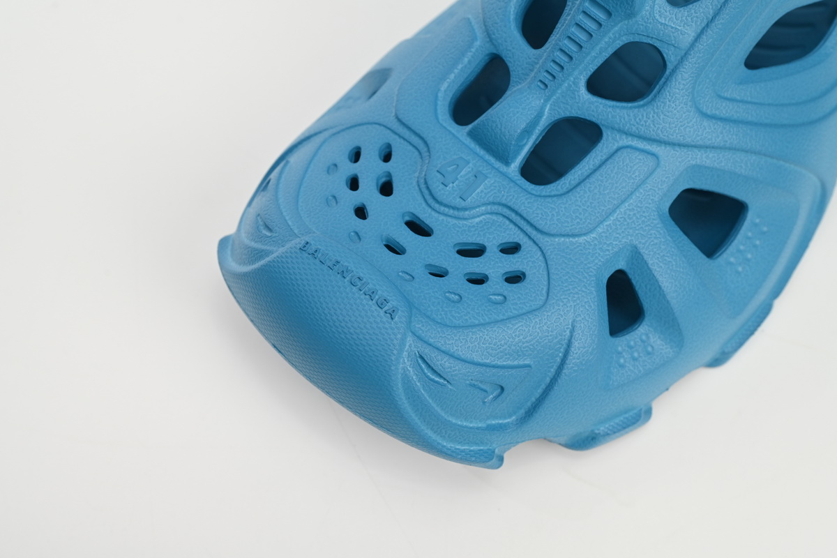 BALENCIAGA BLUE  735249 W3CES 4400