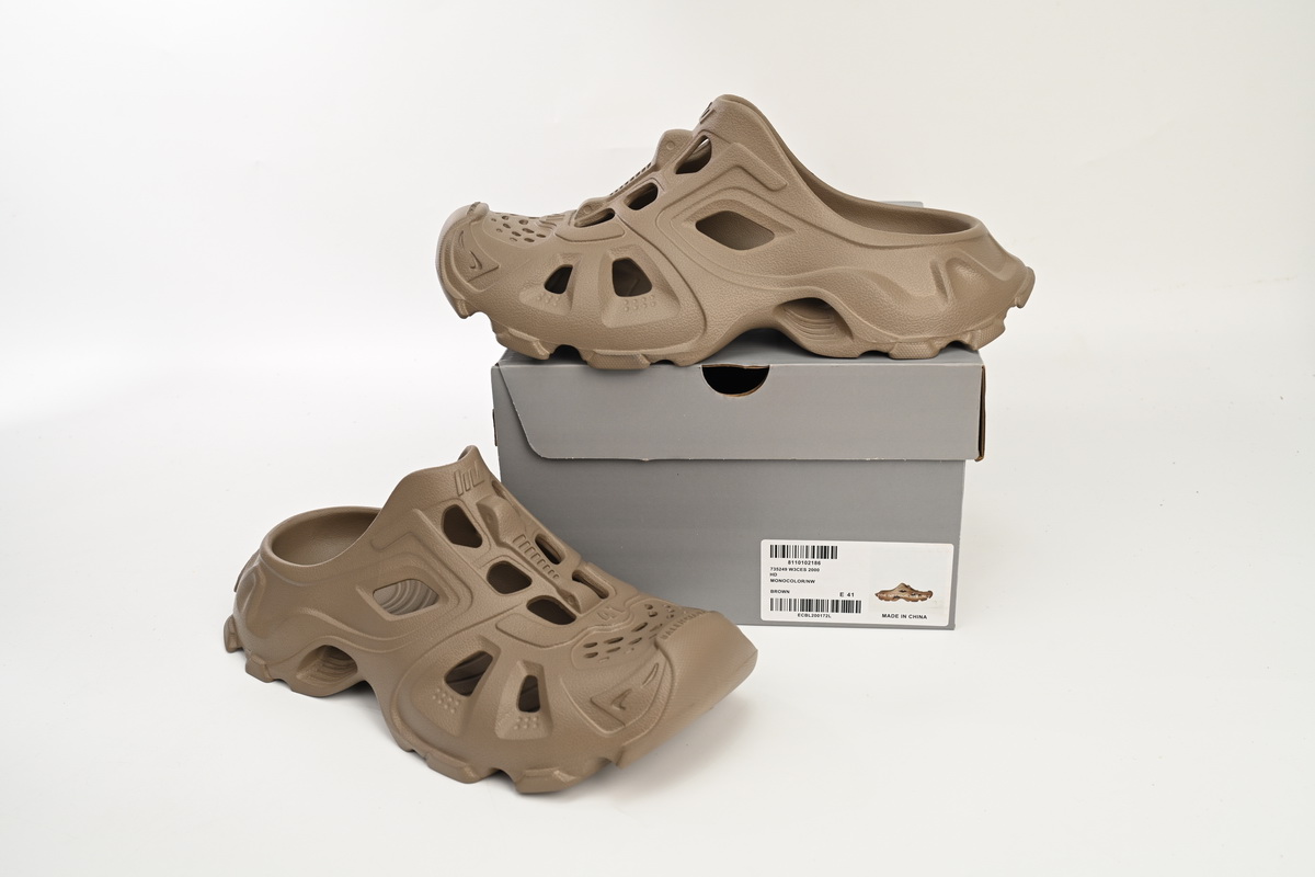 BALENCIAGA Brown 735249 W3CES 2000