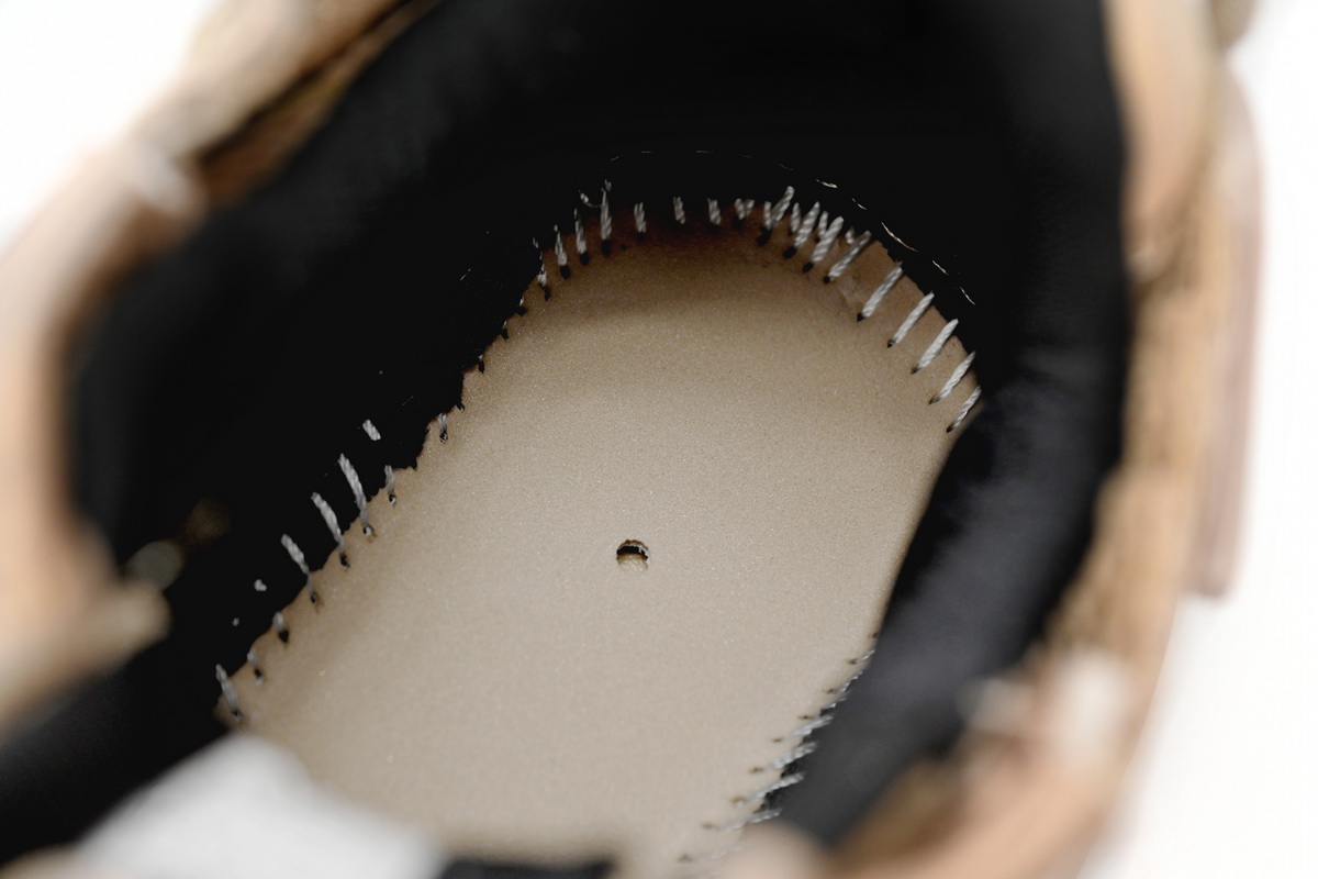 Balenciaga Dark Brown 677402 W1RA8 0125